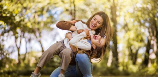 Por qué no podemos hacernos cosquillas