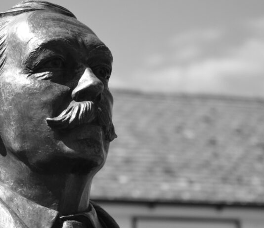 Curiosidades de Arthur Conan Doyle, El creador de Sherlock Holmes