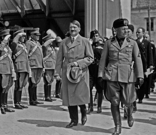 Hitler y el Santo Grial