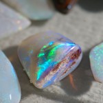 La piedra que refleja el fondo del mar, el Ópalo