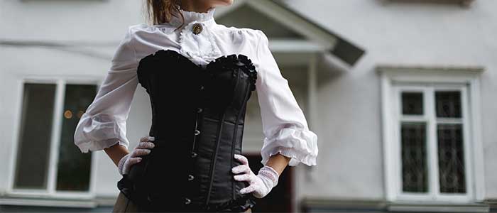 consecuencias de usar corset