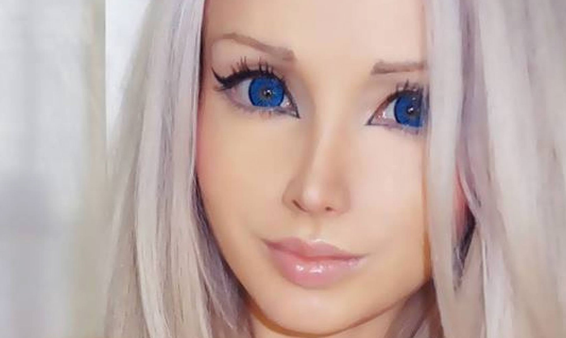 Valeria Lukyanova La Mujer Barbie