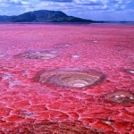 lago natron rojo