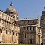 ¿Por qué la torre de pisa está inclinada?