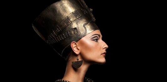 ¿Quién fue Nefertiti? | La reina de la dinastía XVIII de Egipto Quién fue Nefertiti