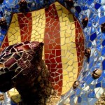 PARC GÜELL-«Trencadís amb les quatre barres» (1914). Antoni Gaudí