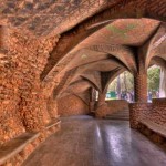 Porche Colonia Güell (1914). Gaudí.