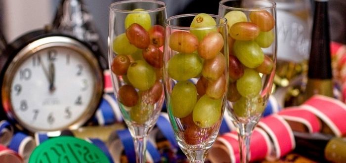 ¿Por qué se comen 12 uvas en Año Nuevo?