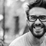 ¿Cómo ser más atractivo/a? 8 formas científicamente probadas