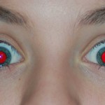 ¿Por qué nos salen los ojos rojos en algunas fotografías con flash?