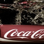 Una Coca Light en agua, flota pero una Coca-Cola común se hunde. ¿Por qué?