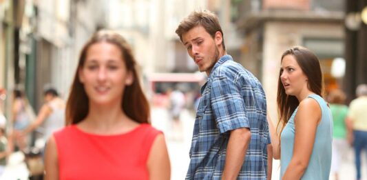 10 Curiosidades de la infidelidad | Pistas de que tu pareja es infiel curiosidades de la infidelidad