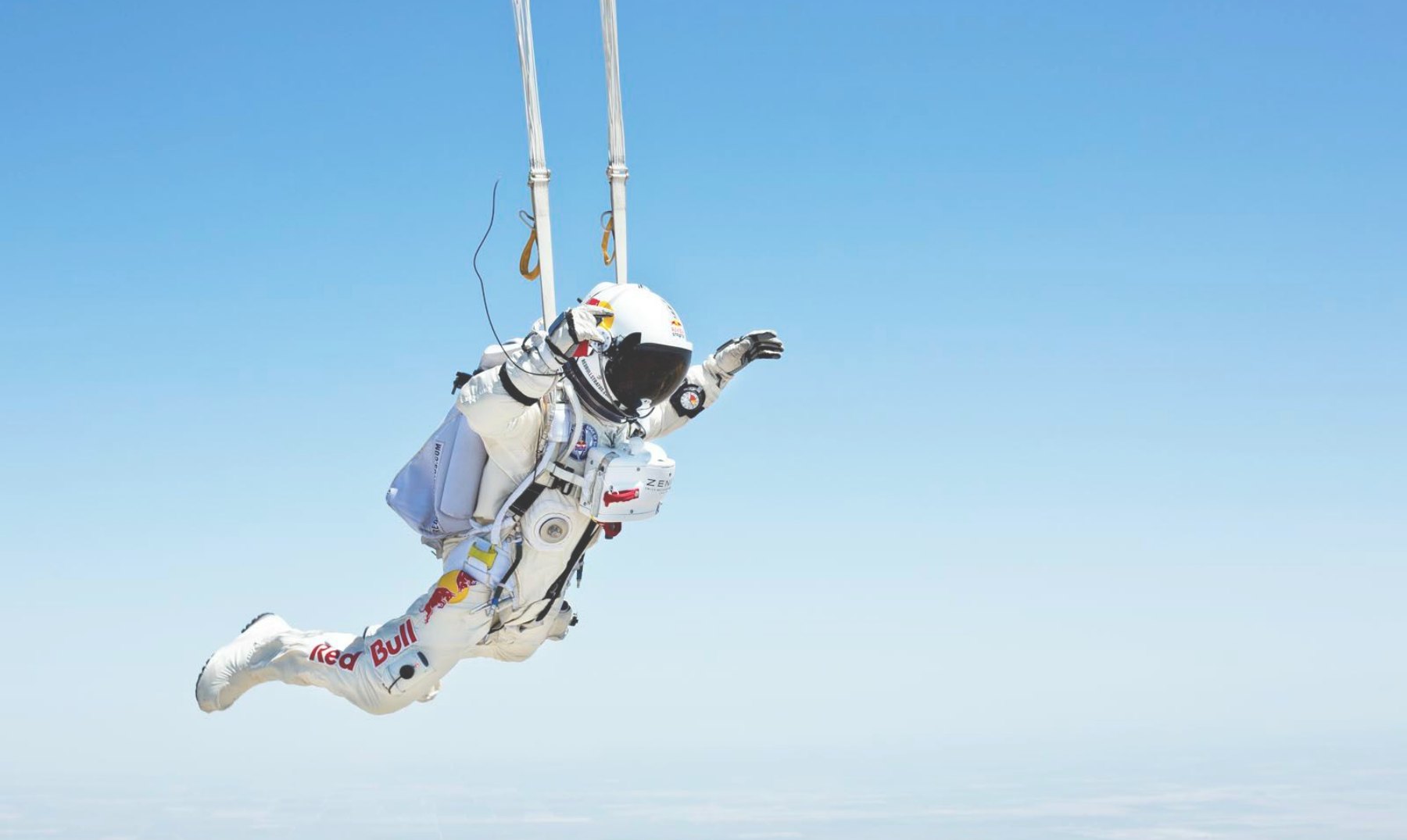 El increíble salto al vacío de Felix Baumgartner