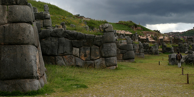 Ruinas de Sacsayhuamán, "fortaleza ceremonial" inca, ubicada a 2 km al norte del Cuzco. 