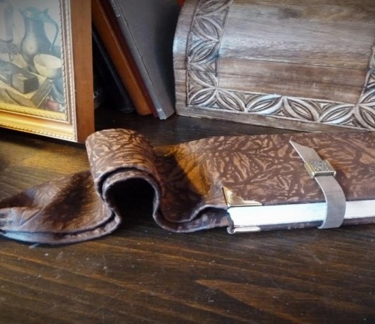 Descubre los libros de cintura medievales: ¡Muy cómodos! Descubre los libros de cintura medievales: ¡Muy cómodos!