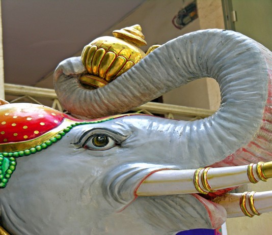 ¿Qué es el sistema de castas hindú?