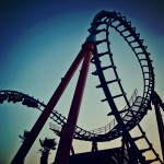 5 cosas que ocurren cuando subes a una montaña rusa