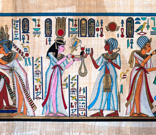 La Reina Ahhotep | Los increíbles tesoros de su tumba Descubre a la reina Ahhotep