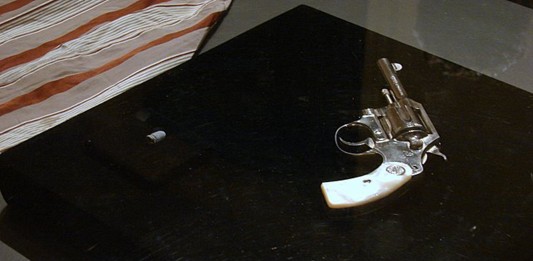 Homicidas tímidos: 5 escritores suicidas del siglo XX Homicidas tímidos: 5 escritores suicidas del siglo XX