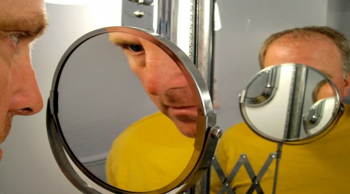 El espejo capaz de detectar enfermedades