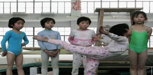 La "tortura" que ejerce china para conseguir gimnastas perfectos