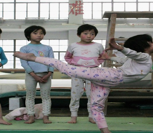 La "tortura" que ejerce china para conseguir gimnastas perfectos