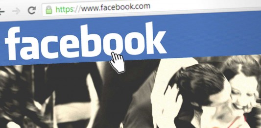 Parejas en Facebook: ¿más comprometidas?