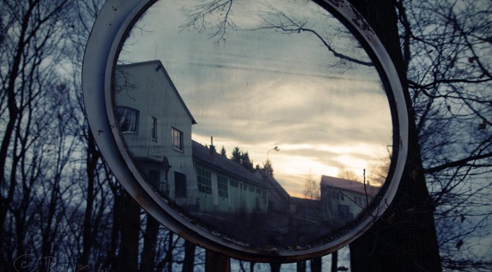 La historia del espejo embrujado de Muswell Hill, Londres