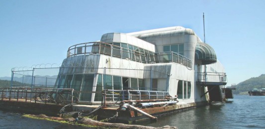 El McDonald's fantasma a la deriva