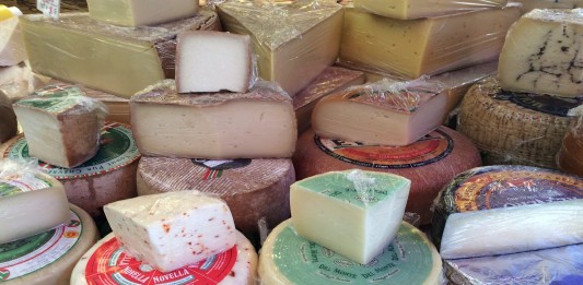 ¿Te encanta el queso? ¡Puede que seas «quesohólico»! ¿Eres un adicto al queso?