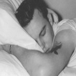 ¿Cómo duermes? La postura dice mucho de ti