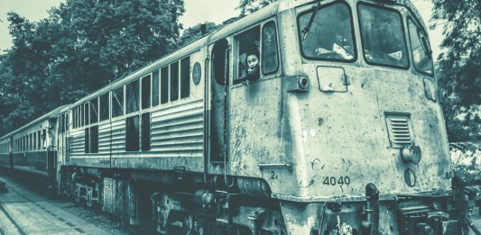 El ferrocarril de la muerte de Kanchanaburi El ferrocarril de la muerte de Kanchanaburi