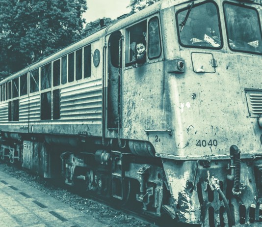 El ferrocarril de la muerte de Kanchanaburi El ferrocarril de la muerte de Kanchanaburi