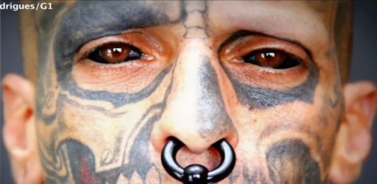 Eyeball Tatto: ¿Lo harías? ¡Impactante!