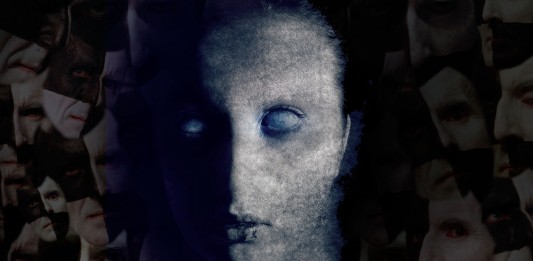 Es ciega... ¡pero 1 de sus 10 personalidades puede ver!