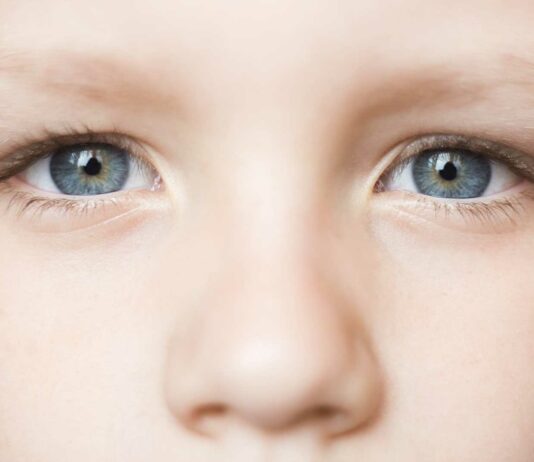 Ojos de color gris | ¿Qué determina este color de ojos? ojos de color gris portada