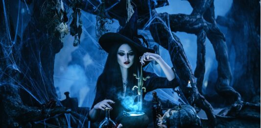 La Historia de las Brujas | Origen y Evolución: ¿desde cuándo existen? La Historia de las Brujas
