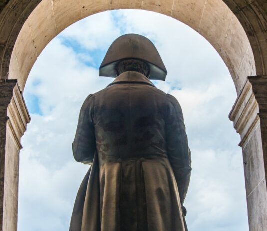 10 traidores de la historia | Los efectos de sus traiciones traidores de la historia