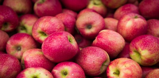 Las semillas de manzana contienen cianuro ¿Son venenosas