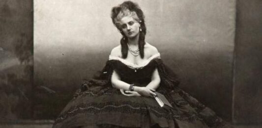 La increíble historia de la Condesa de Castiglione, Belleza y espionaje