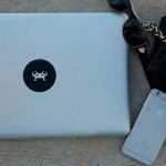 ¡Dale vida a tu MacBook con Mr. Sticker!