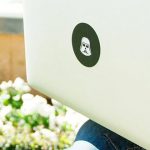 ¡Dale vida a tu MacBook con Mr. Sticker!