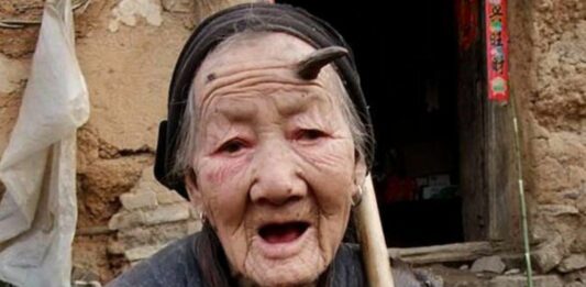 Personas con cuernos en la cabeza Supercurioso