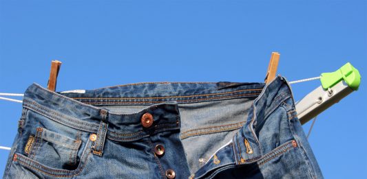 ¿Cada cuánto tiempo deberías lavar tus jeans?