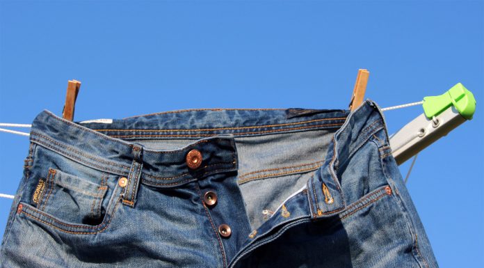 ¿Cada cuánto tiempo deberías lavar tus jeans?