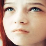 niña triste
