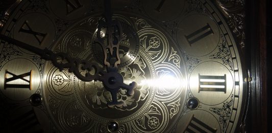 Leyendas urbanas de viajes en el tiempo (que aún queremos creer)