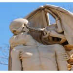 10 tumbas ESCALOFRIANTES del mundo