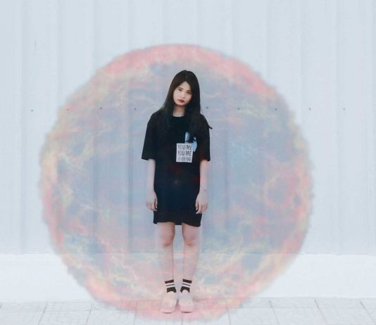 ¿Puedes sentir un campo de fuerza rodeándote?