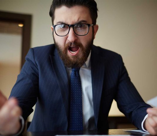 Demasiado trabajo o muy poco: cómo hablarlo con tu jefe Demasiado trabajo o muy poco: cómo hablarlo con tu jefe